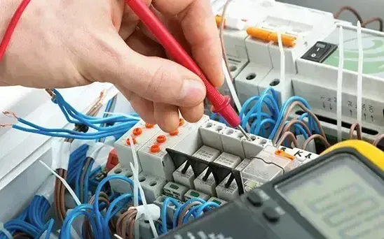Professional electrician in Sidcup